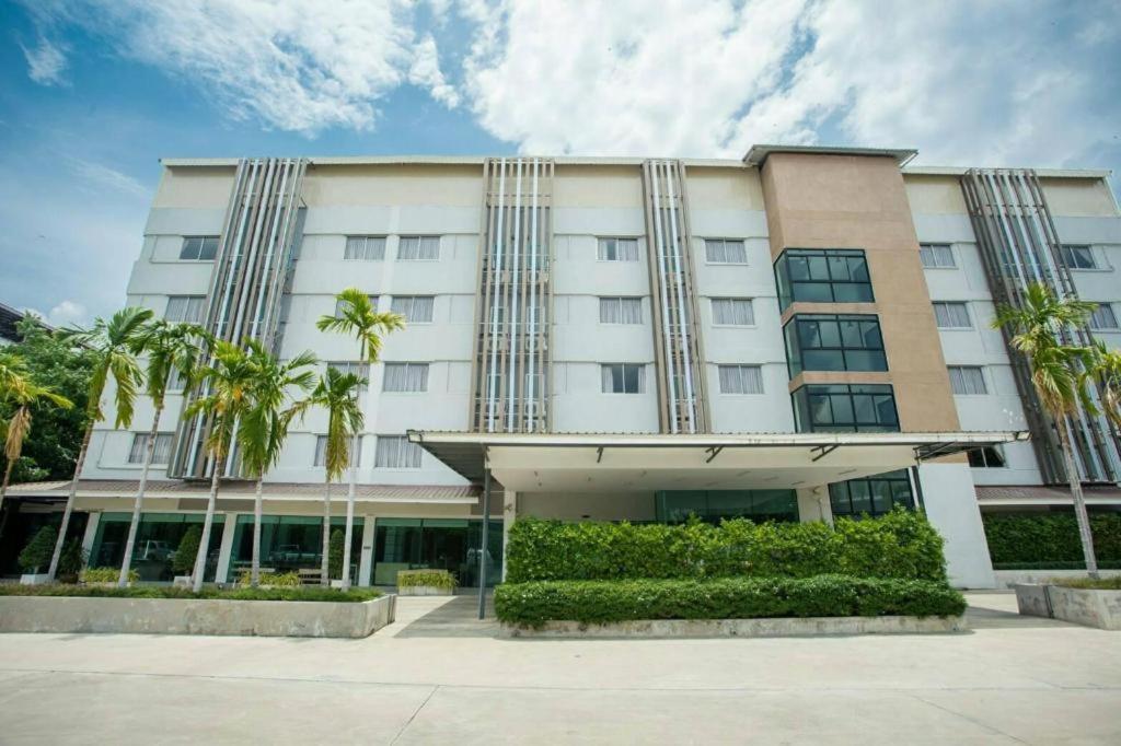 Veethara Boutique Hotel Udon Thani Buitenkant foto