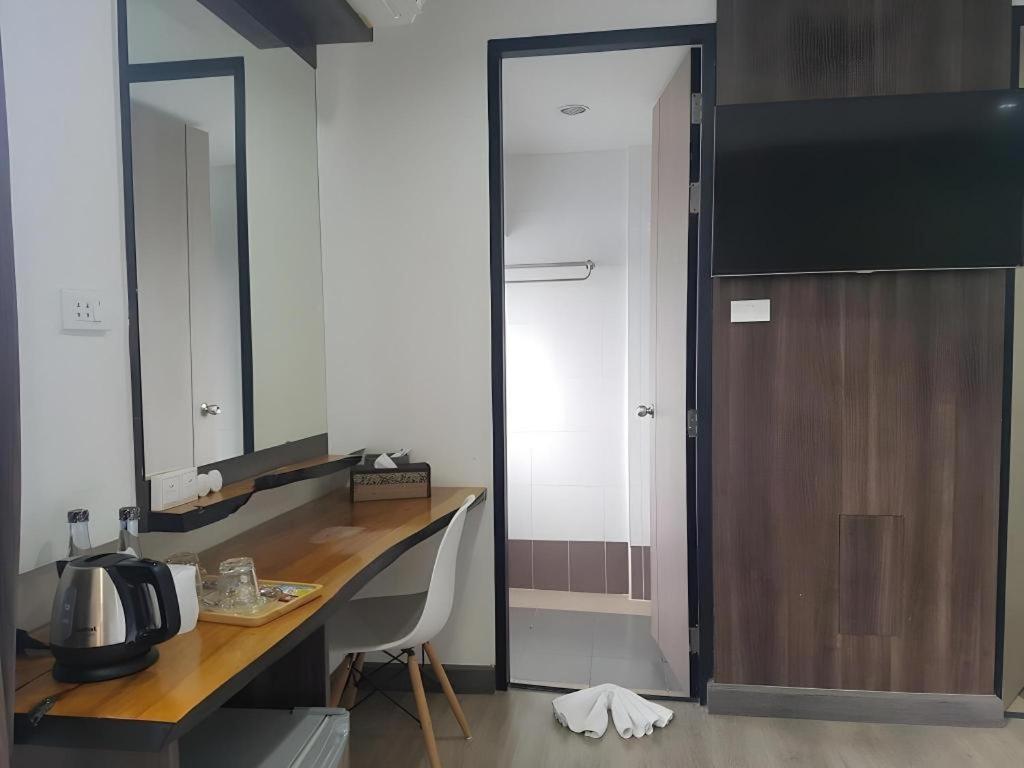 Veethara Boutique Hotel Udon Thani Buitenkant foto
